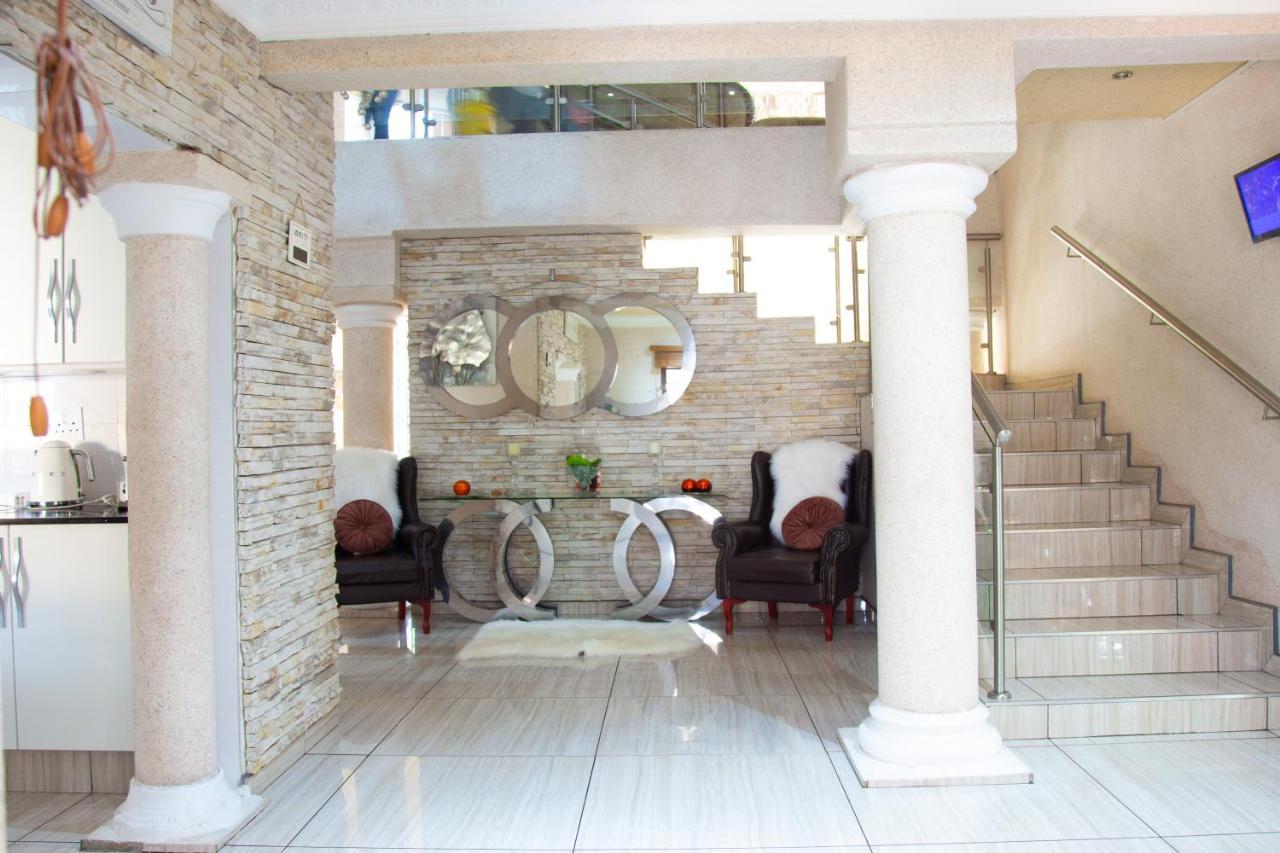 Angelocean Guest House Witbank Eksteriør billede